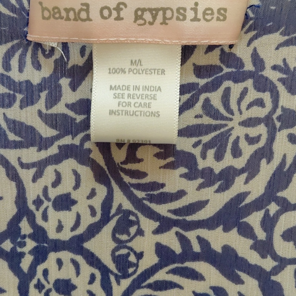 Band of Gypsies Blue Printed Open-Front Kimono Shrug - Picture 4 of 4